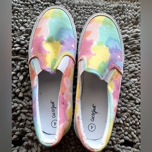 Slip On Shoes Size 5 Tie Dye Cat and Jack